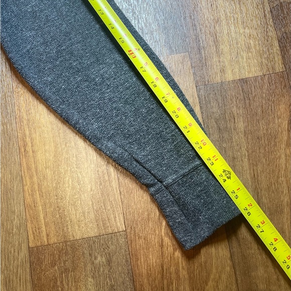 Nike Pullover - Picture 10 of 13